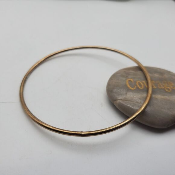 Gold tone slim slider bracelet‎ bangle - Picture 1 of 2